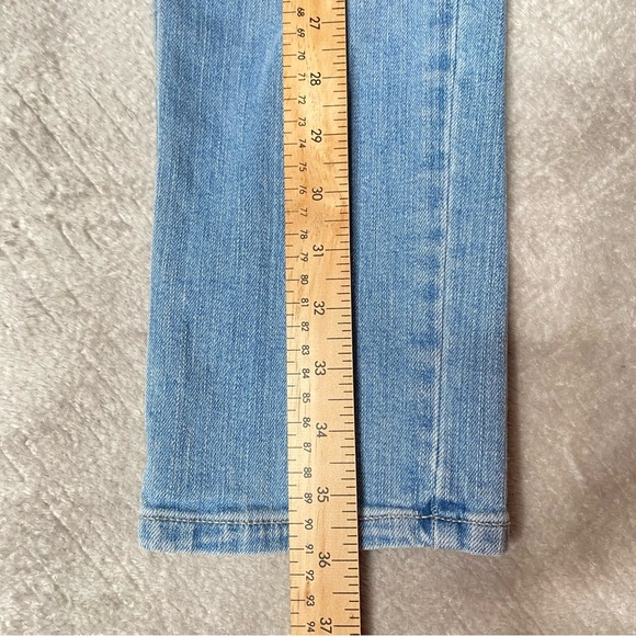 Banana Republic Light Blue Denim Men’s Jeans “Girlfriend Jean” Light Wash US27/4 - Picture 8 of 11
